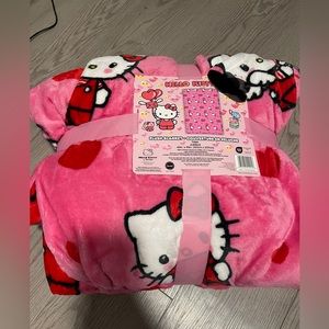 Hello kitty blanket